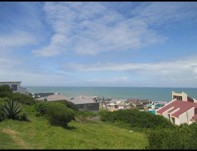 LAND FOR SALE IN DANA BAY